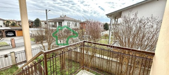 Вилла с 6 комнатами в Казалетто Чередано, Италия № 213975 42