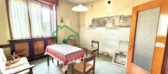 Вилла с 6 комнатами в Казалетто Чередано, Италия № 213975 48