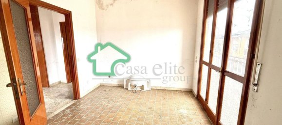 Вилла с 6 комнатами в Казалетто Чередано, Италия № 213975 20