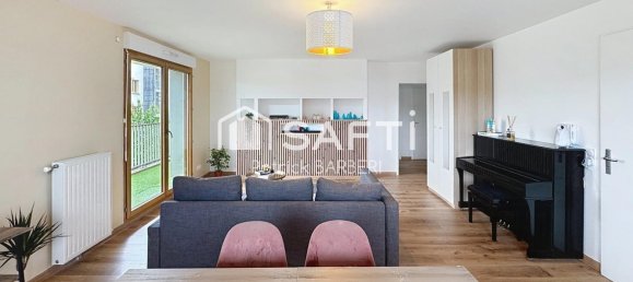 3 chambres Appartement à Menucourt, France No. 286299 4