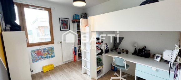 3 chambres Appartement à Menucourt, France No. 286299 9