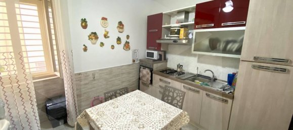 4 rooms House in Barletta, Italy No. 31461 2