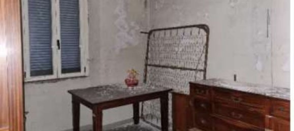 2غرفة منزل في Jerago con Orago, Italy رقم 14331 4