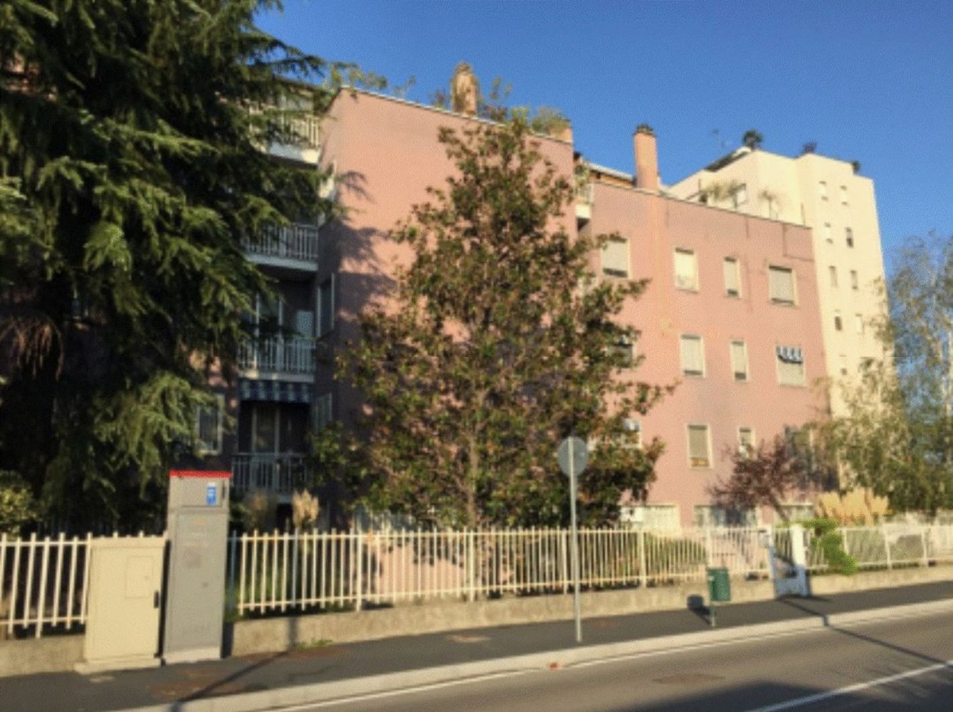 2 rooms Apartment in Pieve Emanuele, Italy No. 118032