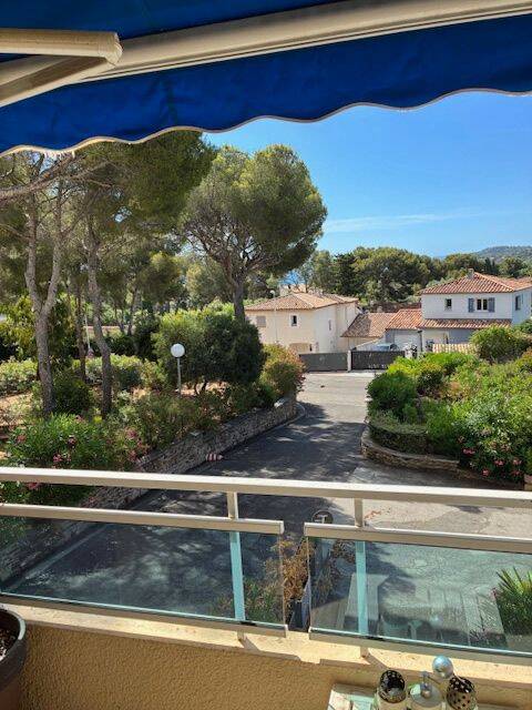 2 غرف نوم شقة في Bormes-les-Mimosas, France رقم 330117