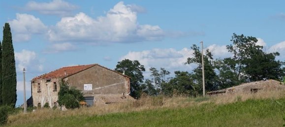 Casa de 7 habitaciónes en Lubriano, Italy No. 88758 10