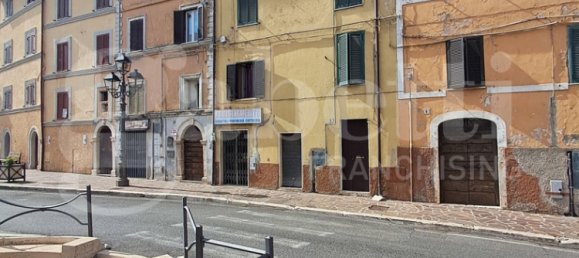 3 غرف نوم شقة في Montelanico, Italy رقم 142052 2