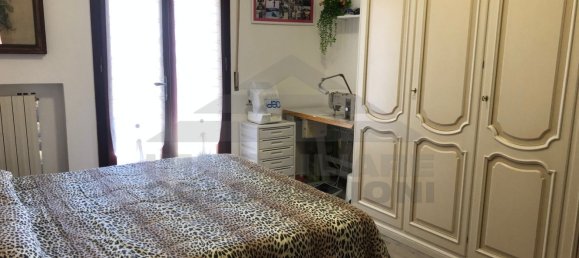 4 bedrooms Apartment in Livorno, Italy No. 325432 7