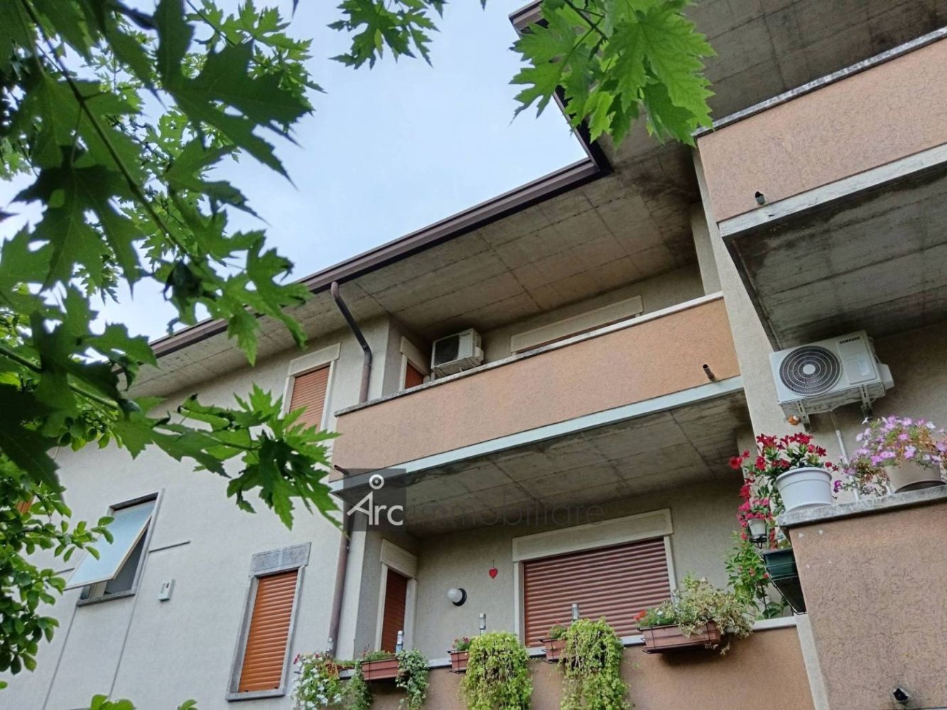 2 bedrooms Apartment in Camisano Vicentino, Italy No. 268194