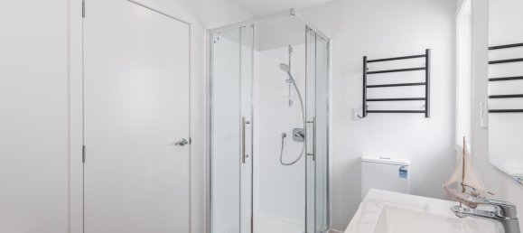 3 bedrooms House in Titahi Bay, New Zealand No. 69 6