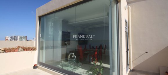 3 bedrooms Penthouse in Saint Paul's Bay, Malta No. 10794 11