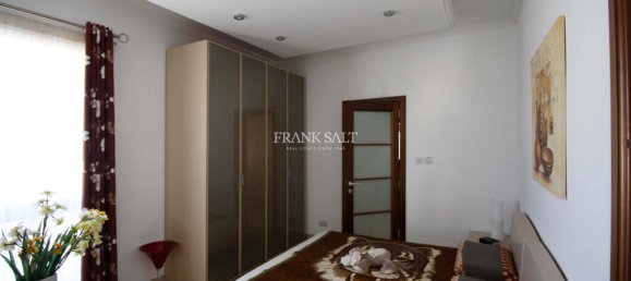 3 bedrooms Penthouse in Saint Paul's Bay, Malta No. 10794 9