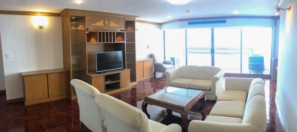 3 bedrooms Condo in Bangkok, Thailand No. 6396 4