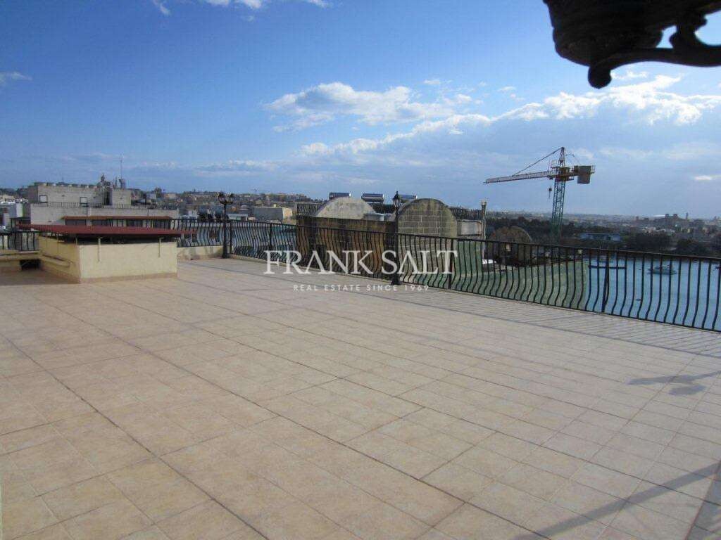 Bureau à Sliema, Malta 374m² No. 12904