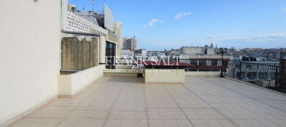 Bureau à Sliema, Malta 374m² No. 12904 4