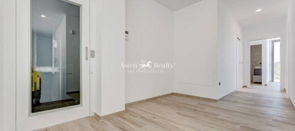 4 غرف نوم فيلا في Adeje, Spain رقم 92706 24