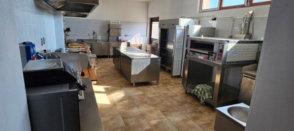 Коммерческая недвижимость 1032м² в Казаль Велино, Италия № 81680 28