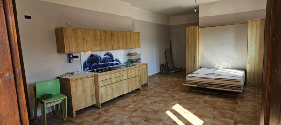 Коммерческая недвижимость 1032м² в Казаль Велино, Италия № 81680 26