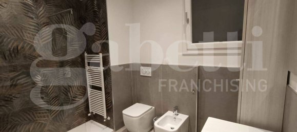 2 bedrooms Apartment in Bologna, Italy No. 125376 12