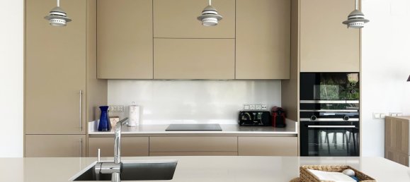 3 Schlafzimmer Wohnung in Estepona, Spain, Nr. 135010 7