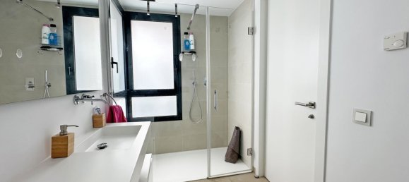 3 Schlafzimmer Wohnung in Estepona, Spain, Nr. 135010 15