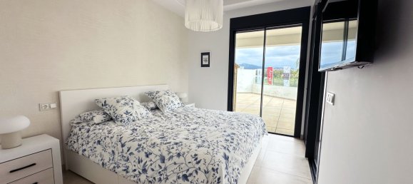 3 Schlafzimmer Wohnung in Estepona, Spain, Nr. 135010 8