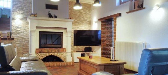 3 bedrooms House in Saint-Lubin-des-Joncherets, France No. 246815 2