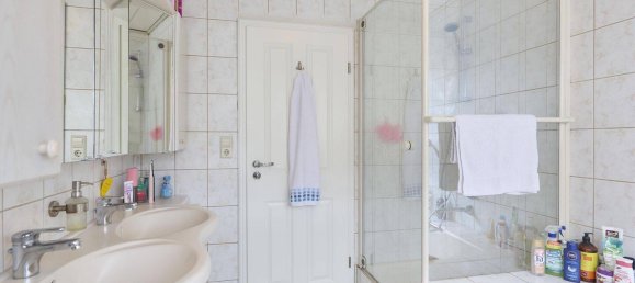 Таунхаус с 3 спальнями в Эслинген, Германия № 248561 16