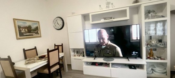 Apartamento de 3 dormitorios en Sesto San Giovanni, Italy No. 364977 3