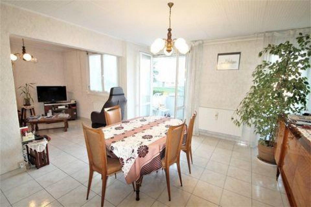 2 bedrooms Condo in Unieux, France No. 31482