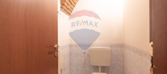 2 rooms Commercial property in Brescia, Italy No. 356206 6