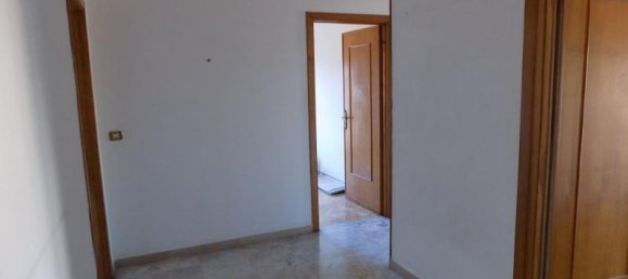 4-Zimmer Wohnung in Imperia, Italy, Nr. 237358 5