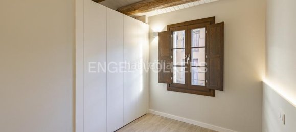 Дом с 4 спальнями в Молинс де Рей, Испания № 73210 17