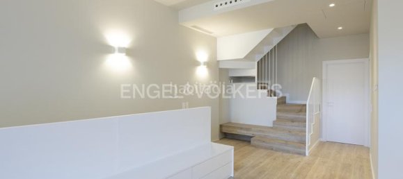 Дом с 4 спальнями в Молинс де Рей, Испания № 73210 42