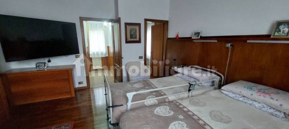 4 Schlafzimmer Villa in Serravalle Pistoiese, Italy, Nr. 161885 9