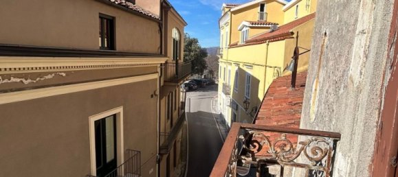 6 rooms Duplex in Lauria, Italy No. 58992 5