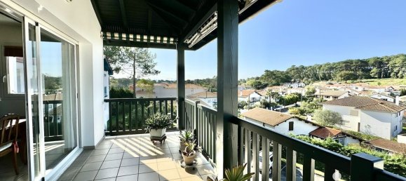 Apartamento de 2 dormitorios en Anglet, France No. 99062 3