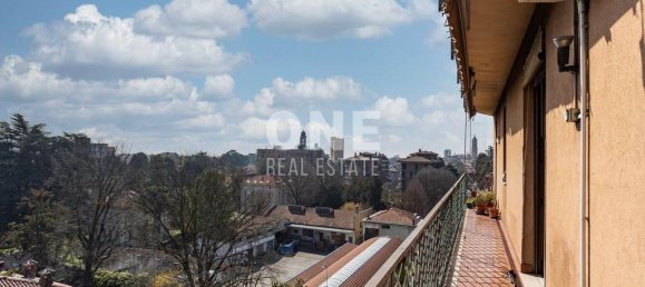 Apartamento de 5 habitaciónes en Monza, Italy No. 38945 24