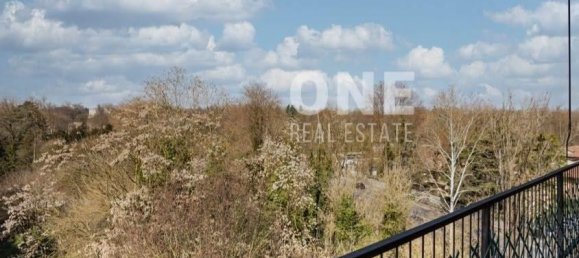 Apartamento de 5 habitaciónes en Monza, Italy No. 38945 22