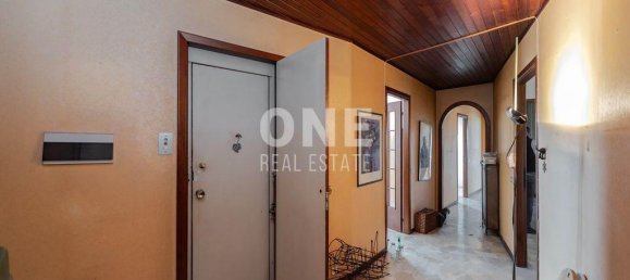 Apartamento de 5 habitaciónes en Monza, Italy No. 38945 3