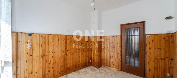 Apartamento de 5 habitaciónes en Monza, Italy No. 38945 11