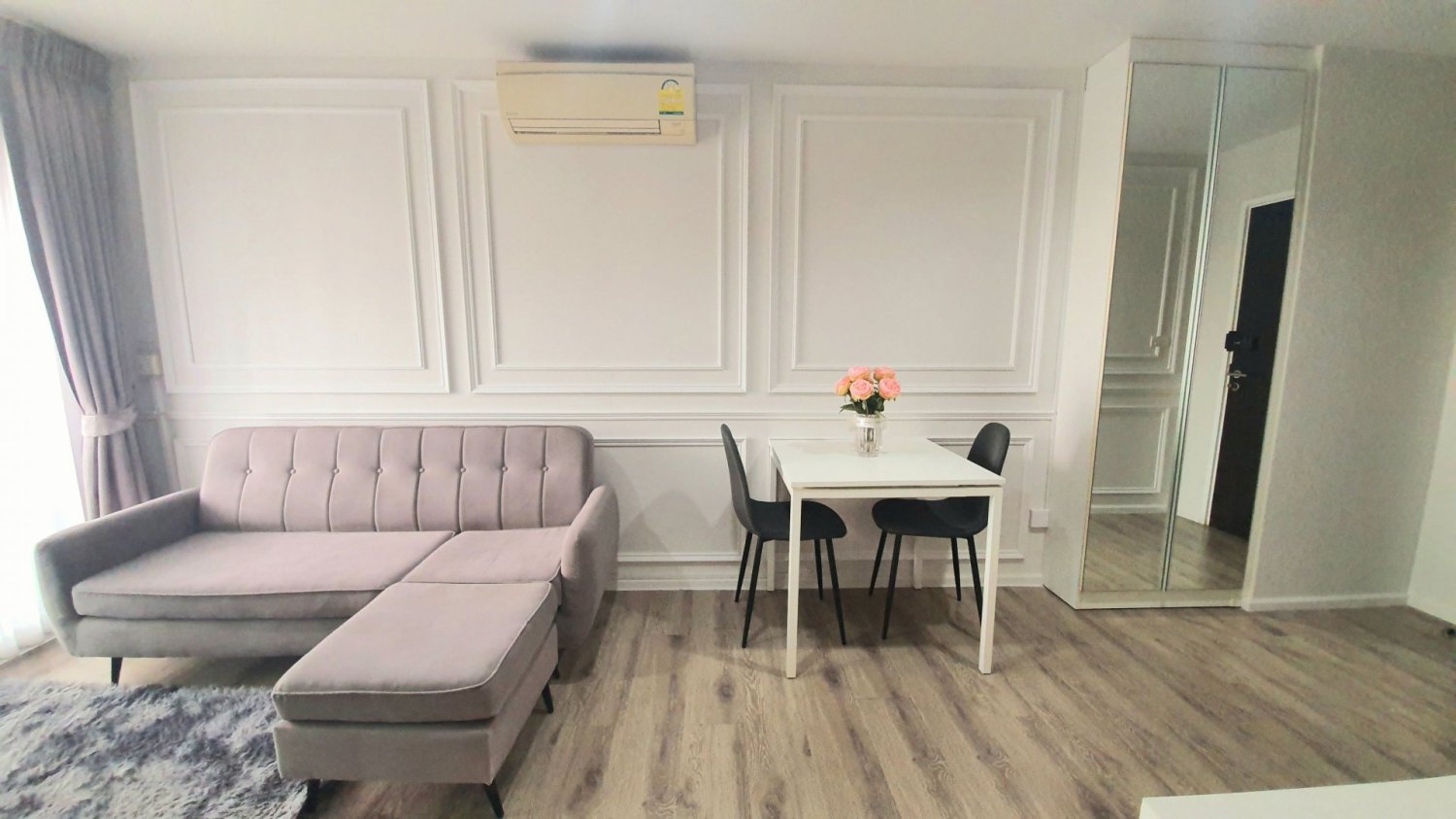 Apartamento com 2 quartos em condomínio em Samut Prakan, Thailand N.º 63750