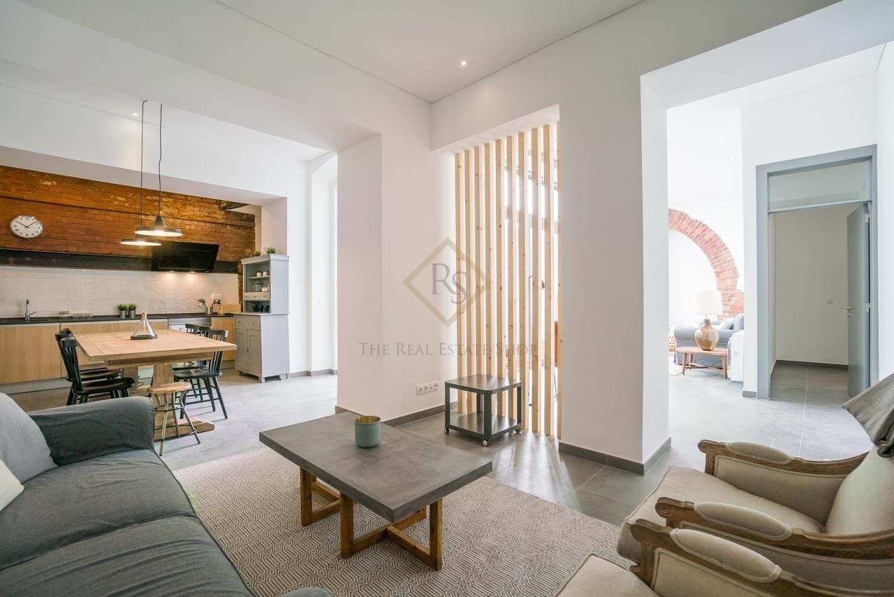 7 غرف نوم بناية في Lisbon, Portugal رقم 99213