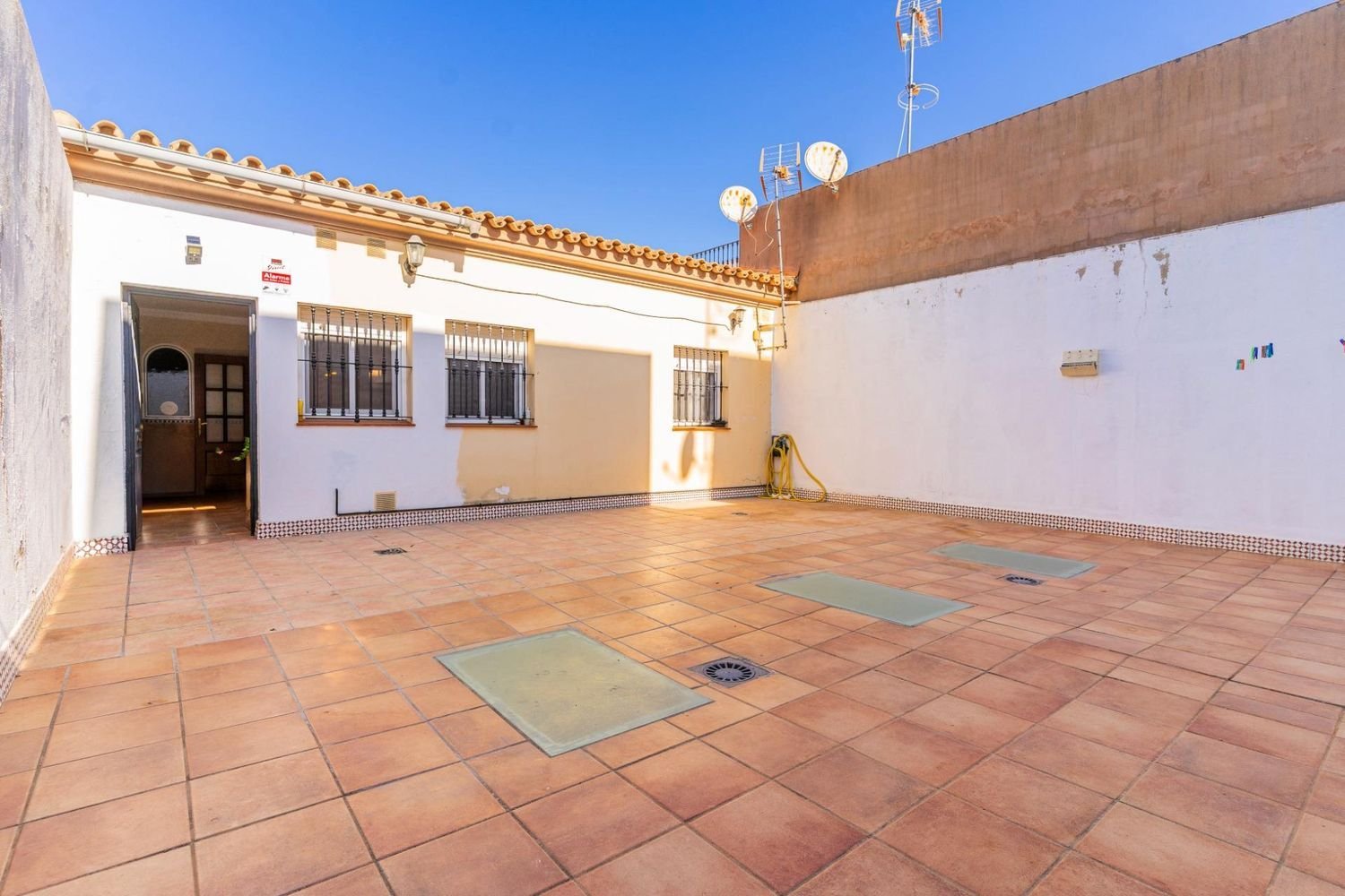 3 bedrooms House in Cadiz, Spain No. 252616