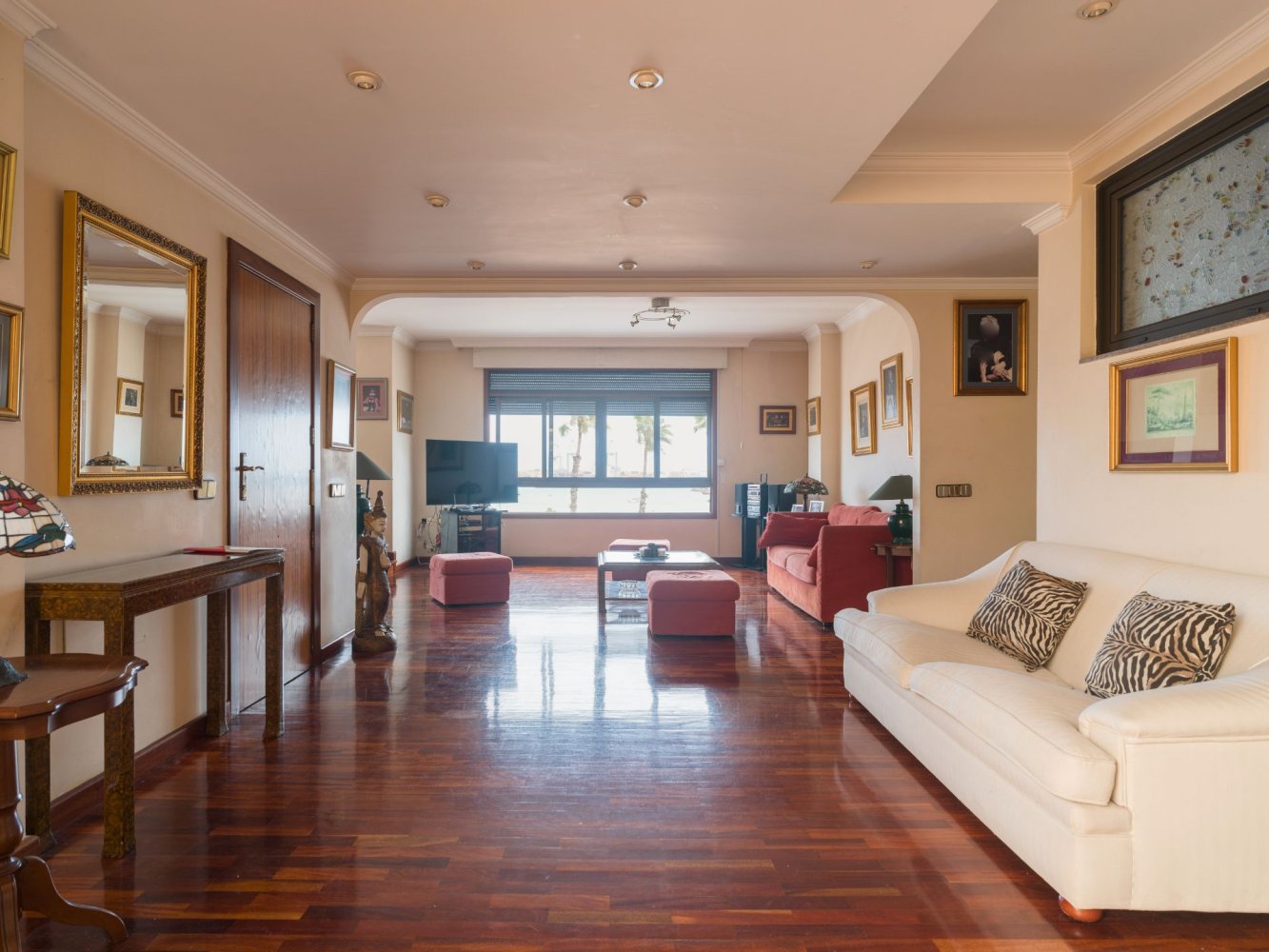 Квартира с 5 спальнями в Лас-Пальмас-де-Гран-Канария, Испания № 266008