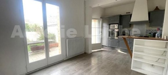 3 bedrooms Villa in Claye-Souilly, France No. 120854 6