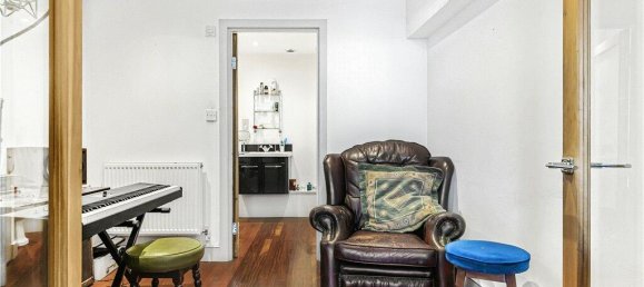 Maisonette de 1 dormitorio en London, United Kingdom No. 8676 14