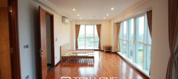 Квартира с 4 спальнями в Тэйхо, Вьетнам № 2890 2