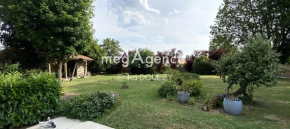 7 bedrooms Castles in Yzernay, France No. 337664 4