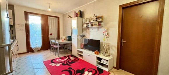 2 rooms Apartment in Loria, Italy No. 4734 8